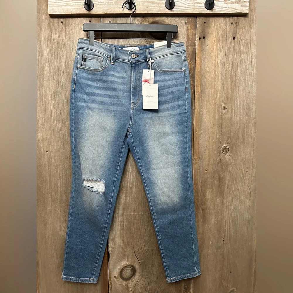 KanCan High Waisted Denim Jeans in Medium Stone Wash Size 30 Women’s